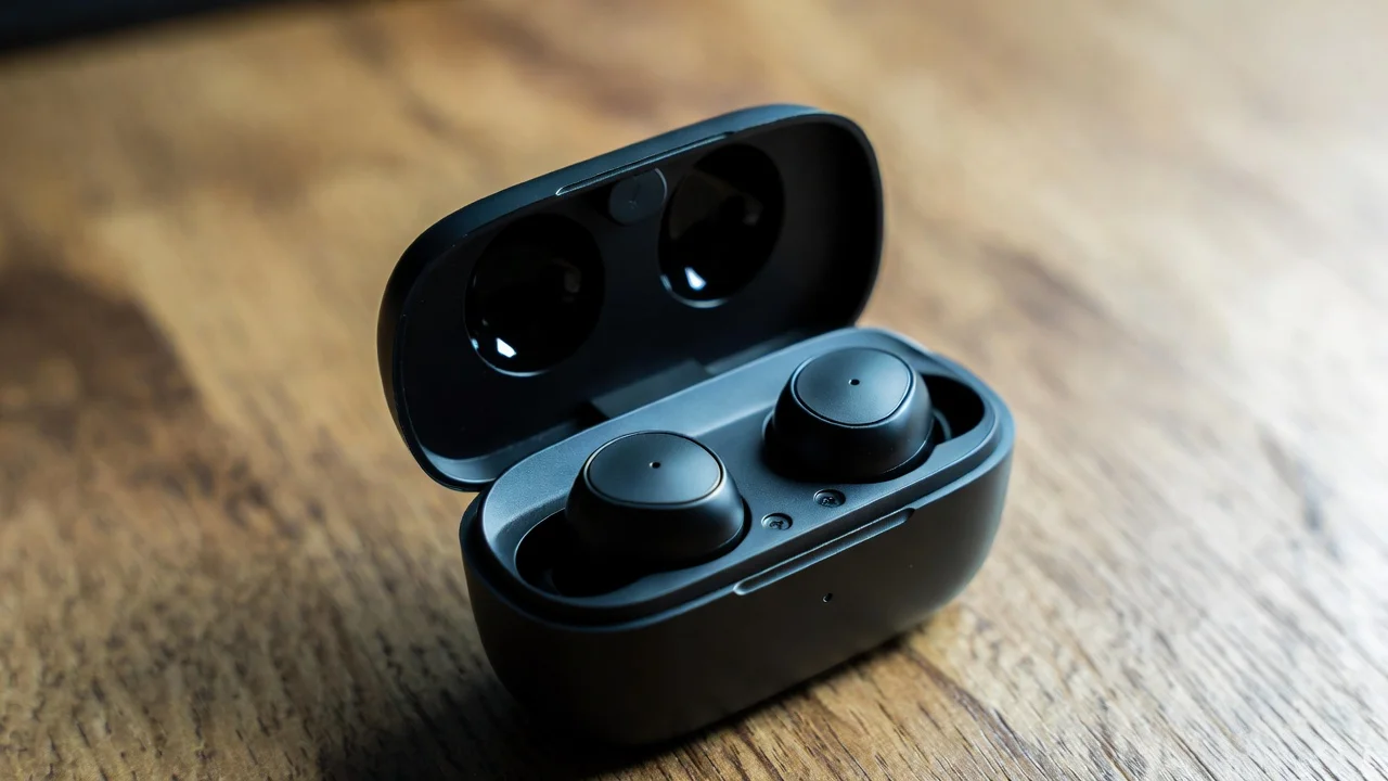 Última Chamada: 3 Fones TWS Imperdíveis em Promoção para 4.4